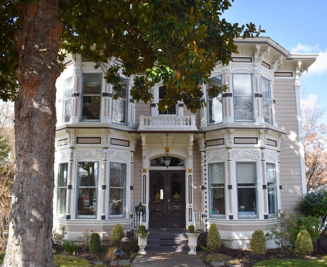 Mccall House Boutique Hotel Ashland Exterior photo